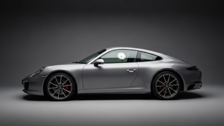 The 2025 Porsche 911 Carrera S feels like an everyday supercar