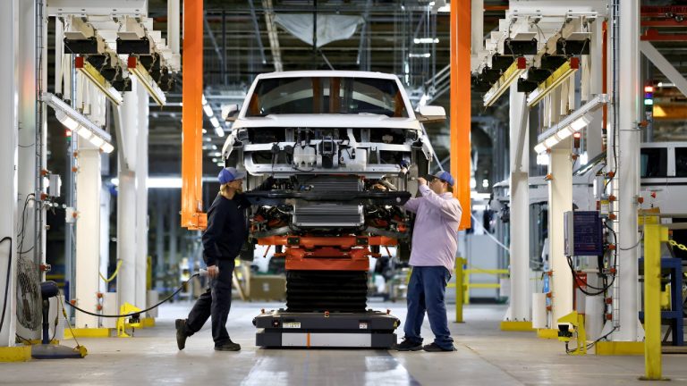 $114B EV Collapse Marks Largest Automaker Strategic Failure Since 1970s Oil Crisis