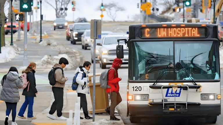 Wisconsin’s ‘Nightmare’ Electric Buses Run At -4 Degrees After Proterra Bankruptcy Stranded Cities Nationwide