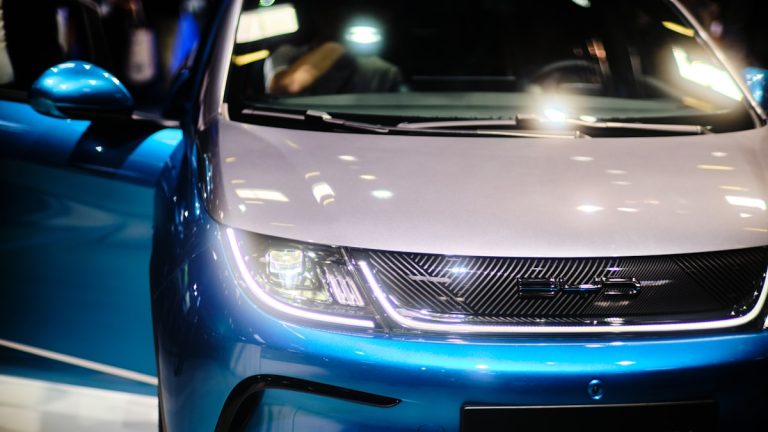 A Chinese Carmaker Unveils an Electric Vehicle That Can Charge in Just Five Minutes