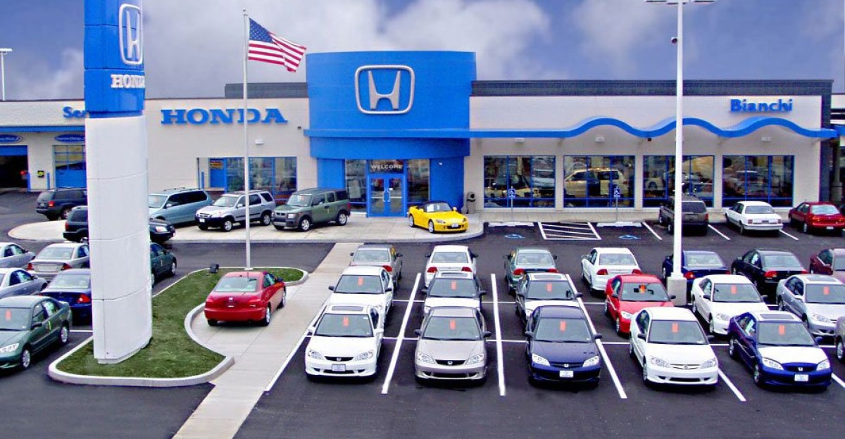 Off-Lease Vehicles Are Flooding The Market Now Might Be The Time To Buy by Fred Marques Arquiteto e Designer