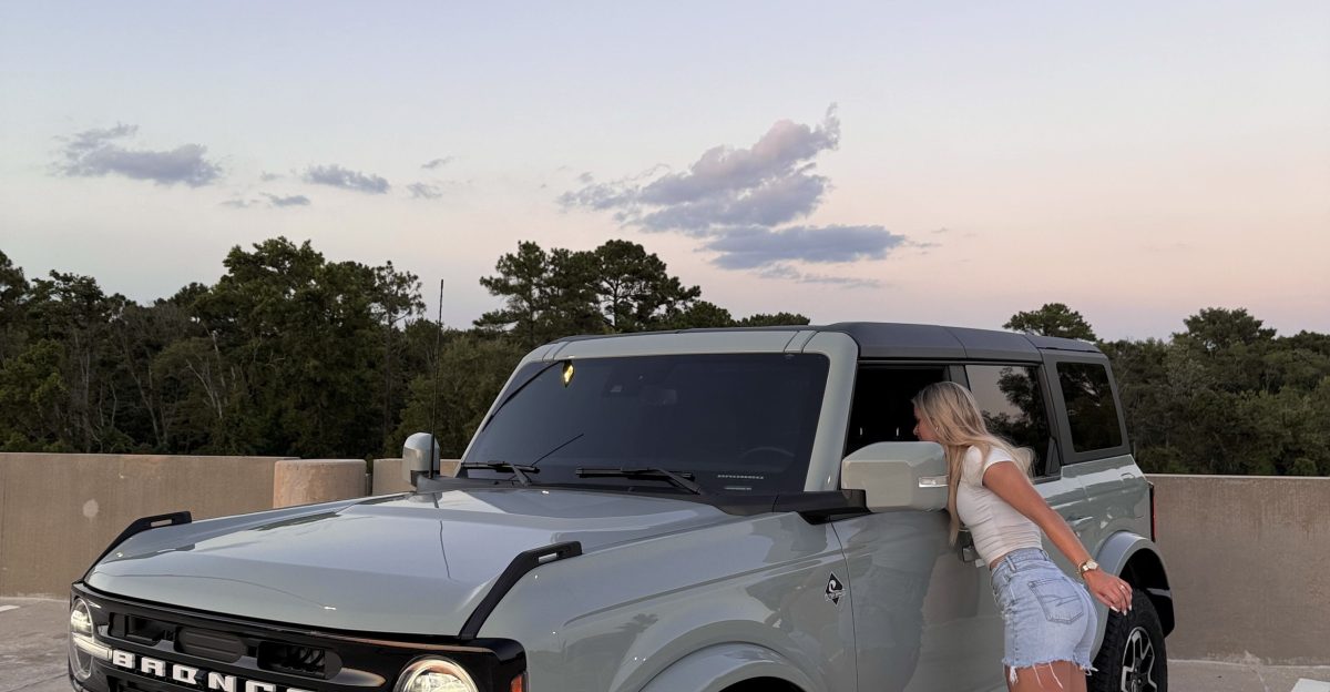 bronco outerbanks by peyton M