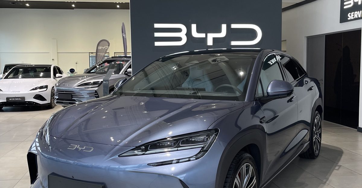 The BYD SEALION 7 by daniel monzo