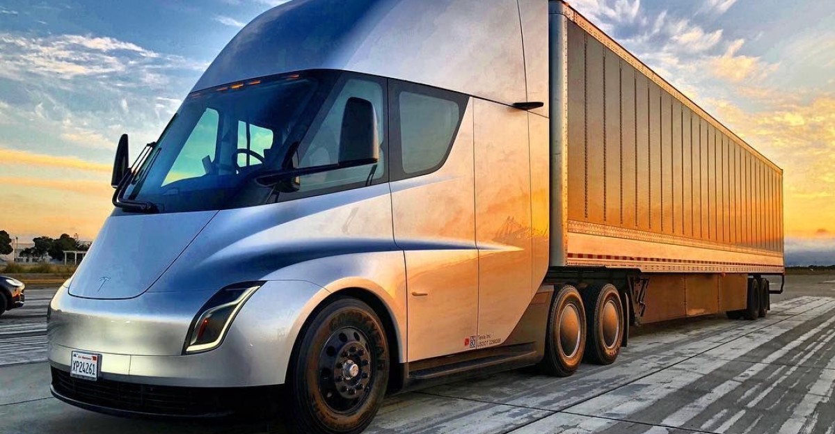 Tesla Semi speed agility praised by professional driver after electric truck encounter by