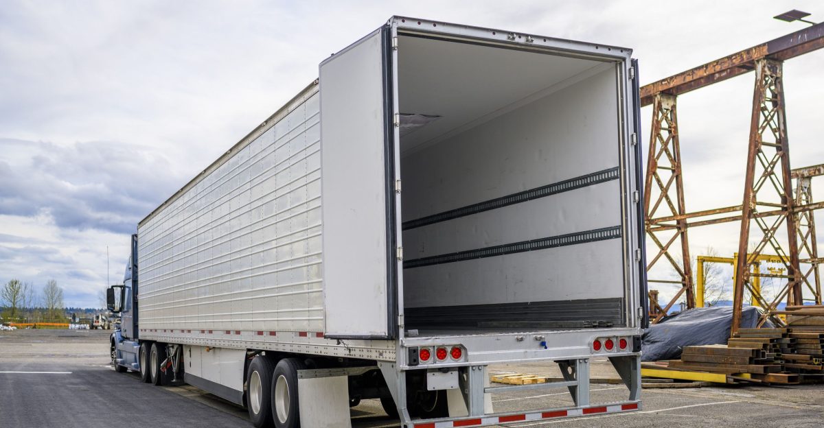 70 suspected undocumented immigrants flee semi-truck after police pull it over by D T