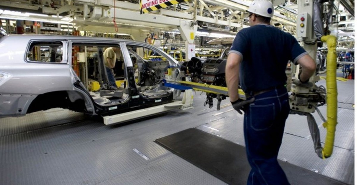 Toyota To Cut Production At All North American Plants Except Tundra Factorytets by Carscoops