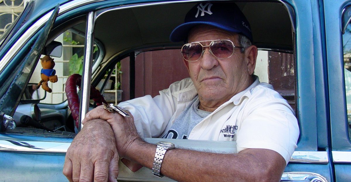 Older Drivers - driving by Carlos toledo