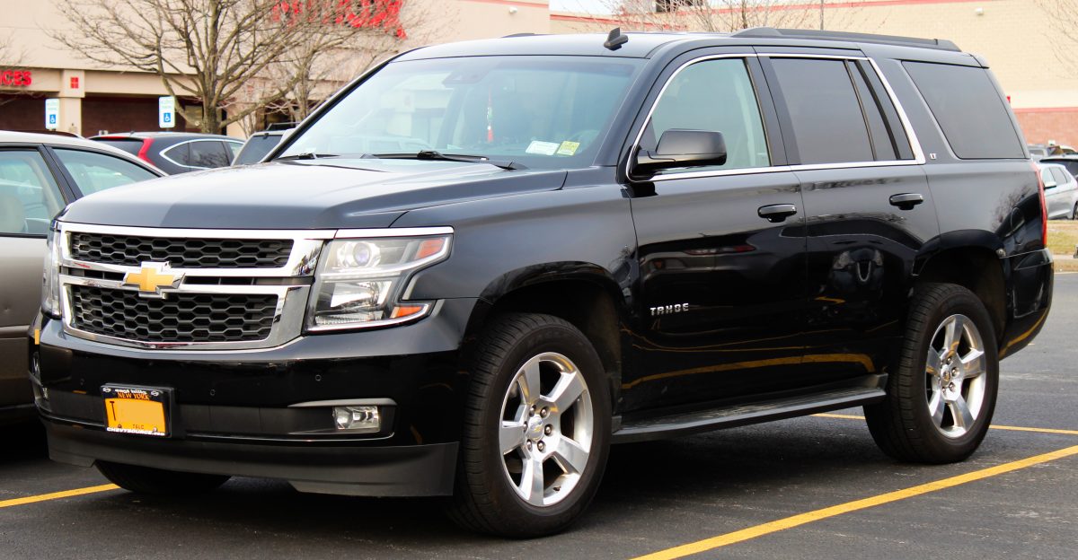 File 2015 Chevrolet Tahoe LT 5 3L front 02 3 24 19 jpg - Wikimedia