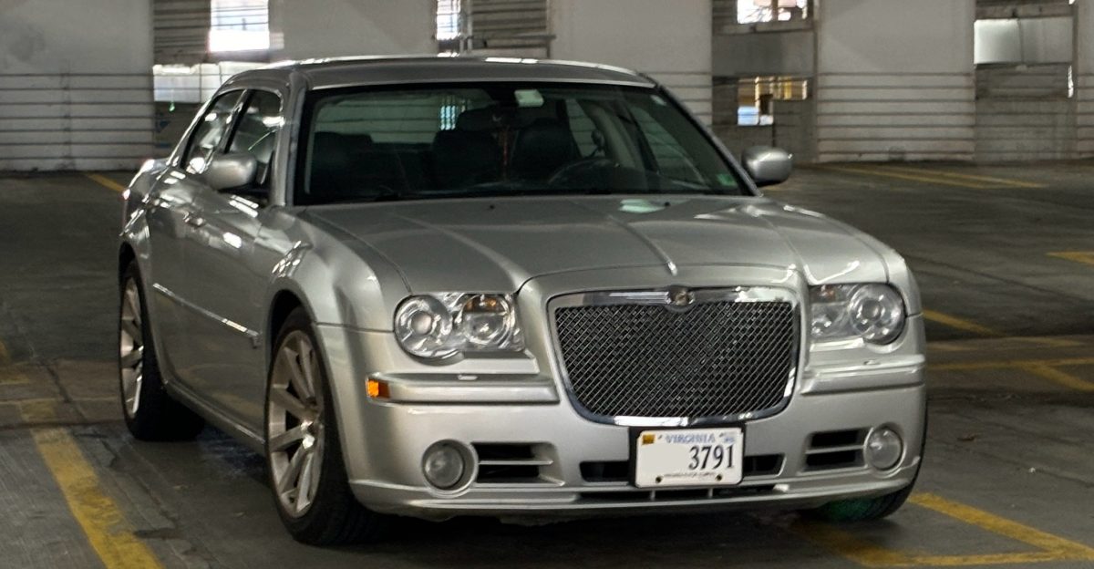 Chrysler 300 SRT8 LX Washington DC