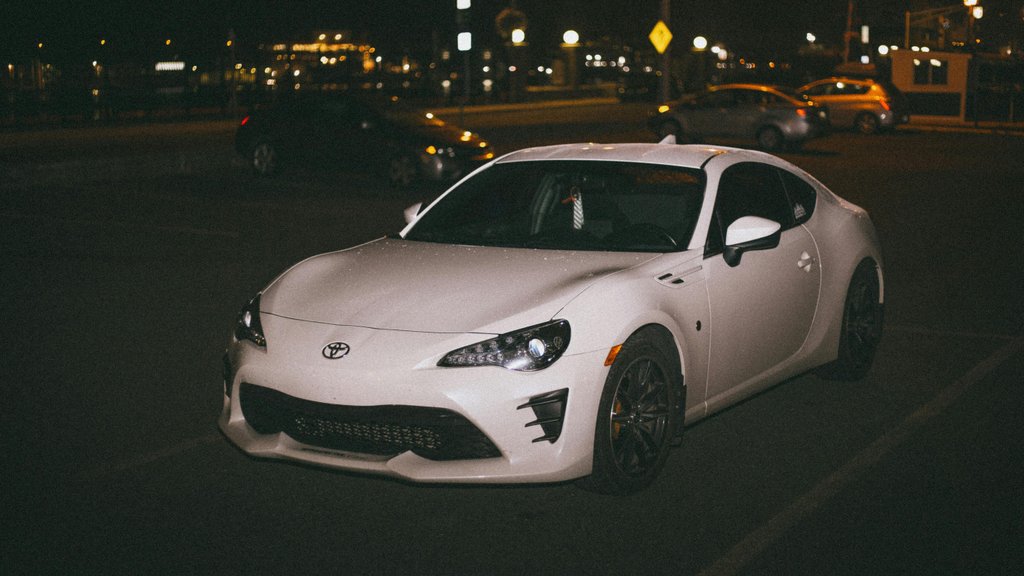 Photo by Erik Mclean on Pexels