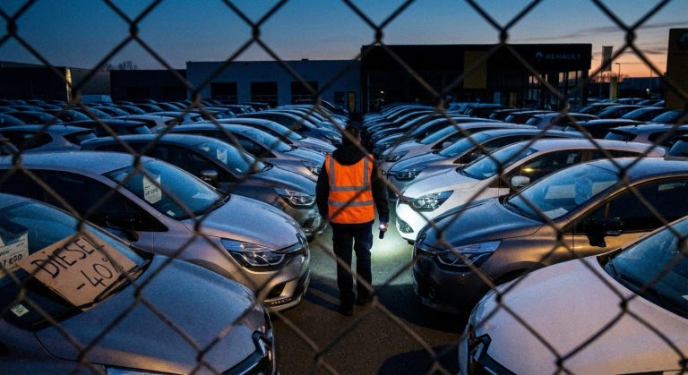 France Kills Gas Cars In 11 Days Without A Single Ban