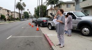 Hollywood’s Biggest Night Empties Vine Street As Workers Lose Cars And Paychecks To $400 Tows