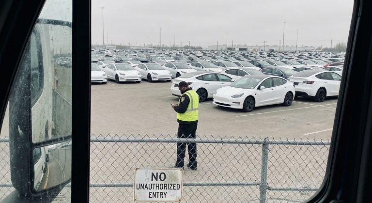 Tesla’s $2.76B ‘Gravy Train’ Derails As Toyota And Stellantis Walk Out