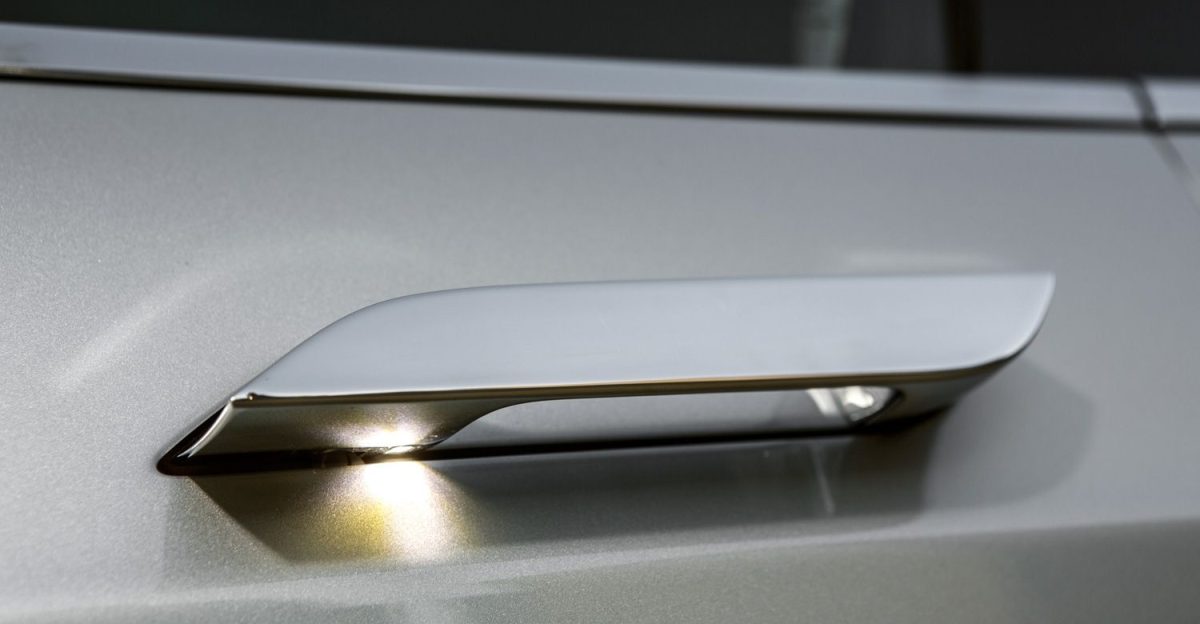 Tesla-Model-S-door-handle by Brad