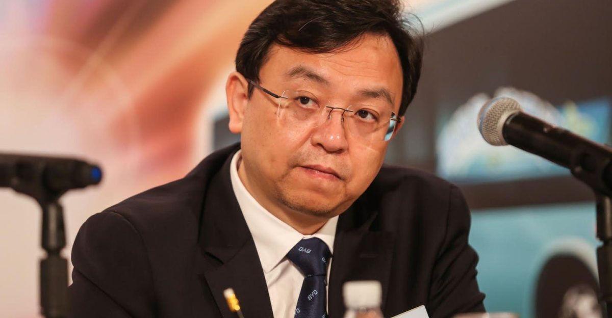 BYD Chief Suffers Almost 2 Billion Wealth Drop After Warren Buffett s Berkshire Hathaway Cuts Stake by CAN