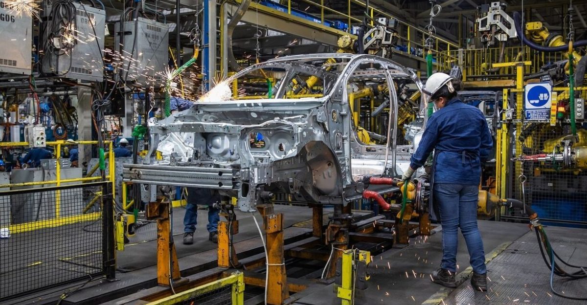 Trump Announces 25 Tariffs On Foreign Cars by Pinterest Preview autoguide com