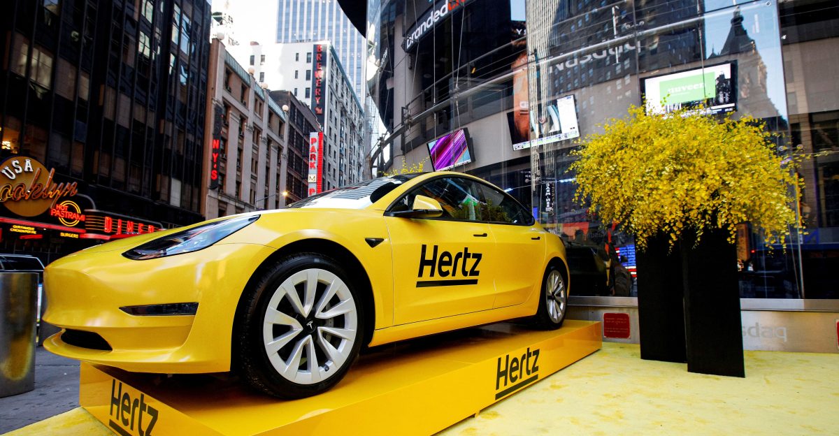 Hertz CEO Stephen Scherr resigns after big bet on EVs goes bust by Pinterest Preview nypost com