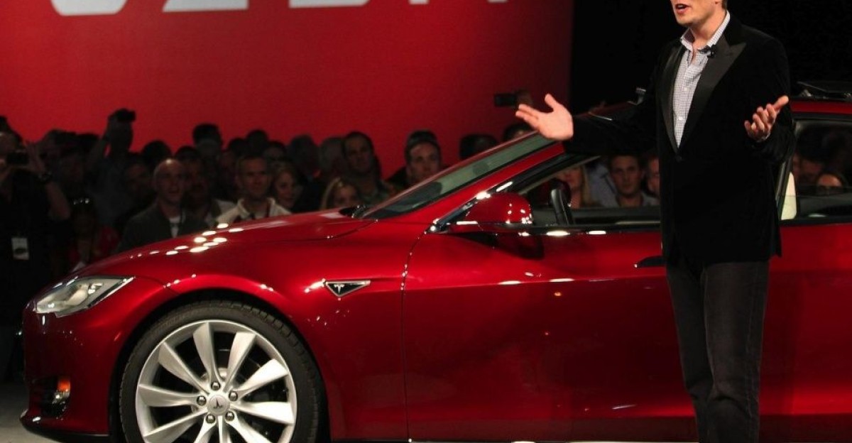 Is General Motors thinking of buying Tesla Financial analyst says yes Read more Follow us Juanita Hackney nick Trends on Twitter digitaltrendsftw on Facebook by David Coughlin