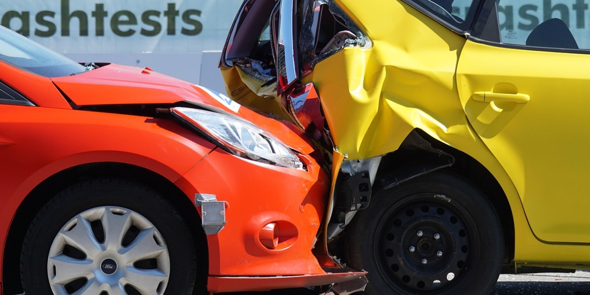 crash test, collision, rear-end collision, 60 km h, diversion, liability, insurance, mobile, smartphone, car insurance, claim, insurance, insurance, insurance, insurance, insurance, car insurance, car insurance