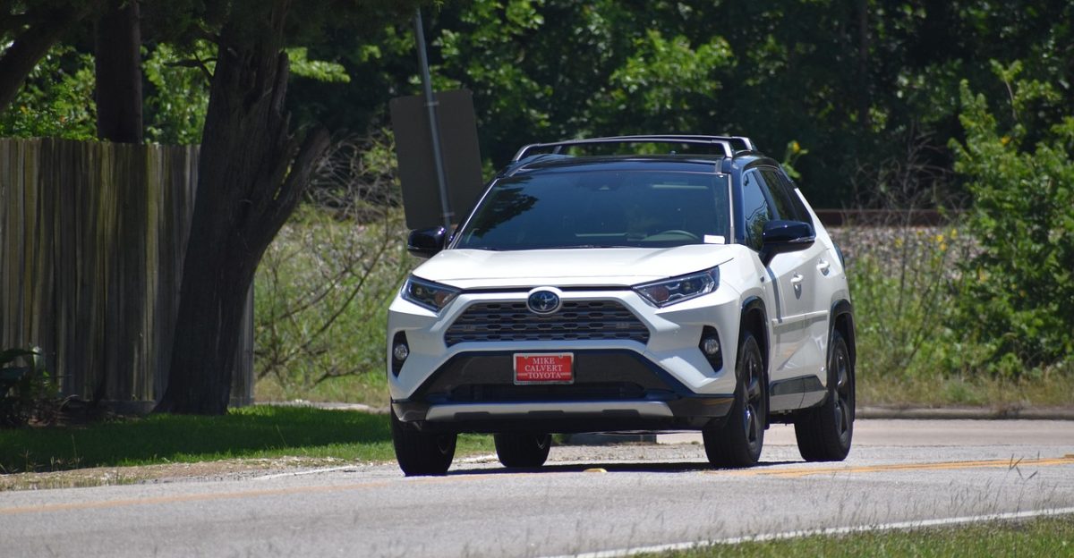 toyota rav 4 hybrid crossover suv cars road trip travel amg automotive transport mercedes vehicle design modern autos auto sportscar shiny