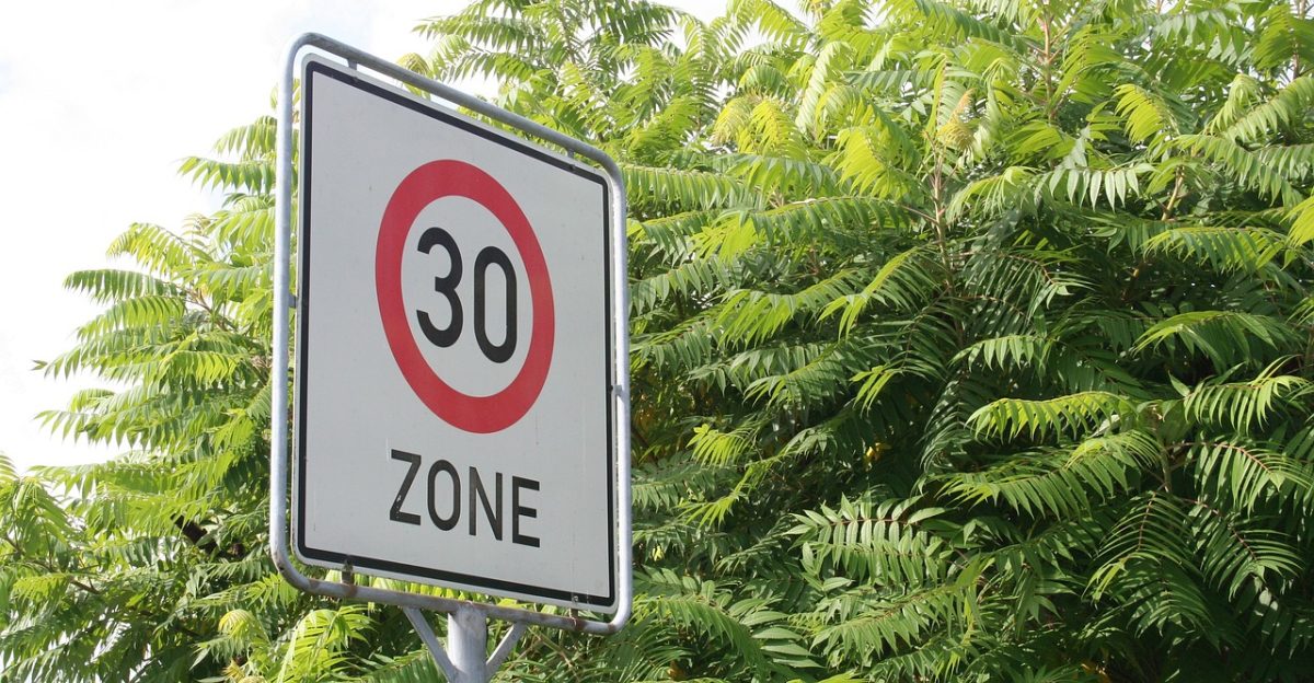 speed limit 30 zone mark 30s road speed limit speed limit speed limit speed limit speed limit 30 zone 30 zone 30 zone 30 zone 30 zone