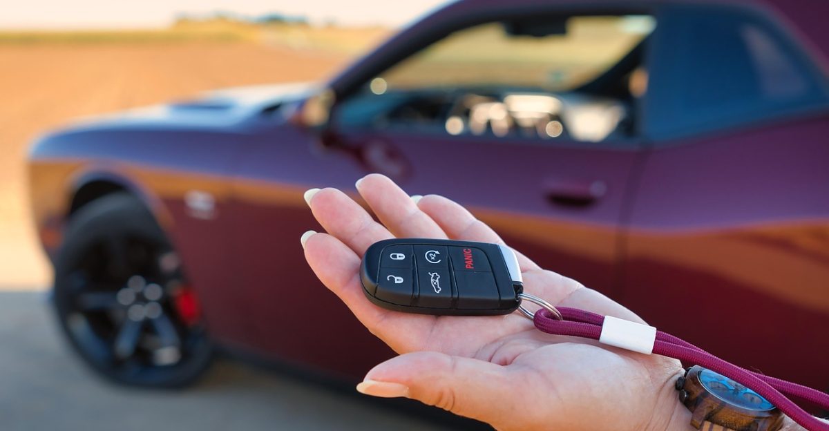 automobile car wallpapers car key key car vehicle to open hand clock