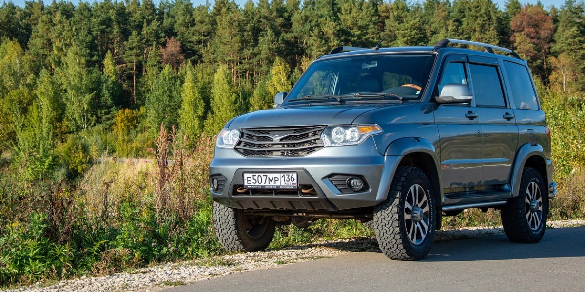 uaz, nature, suv, jeep, lake, uaz patriot, machine, uaz-3163, journey, vehicle, four-wheel drive, car wallpapers, on the nature, all-wheel drive, car, silver, autumn, forest, road, 4 x 4