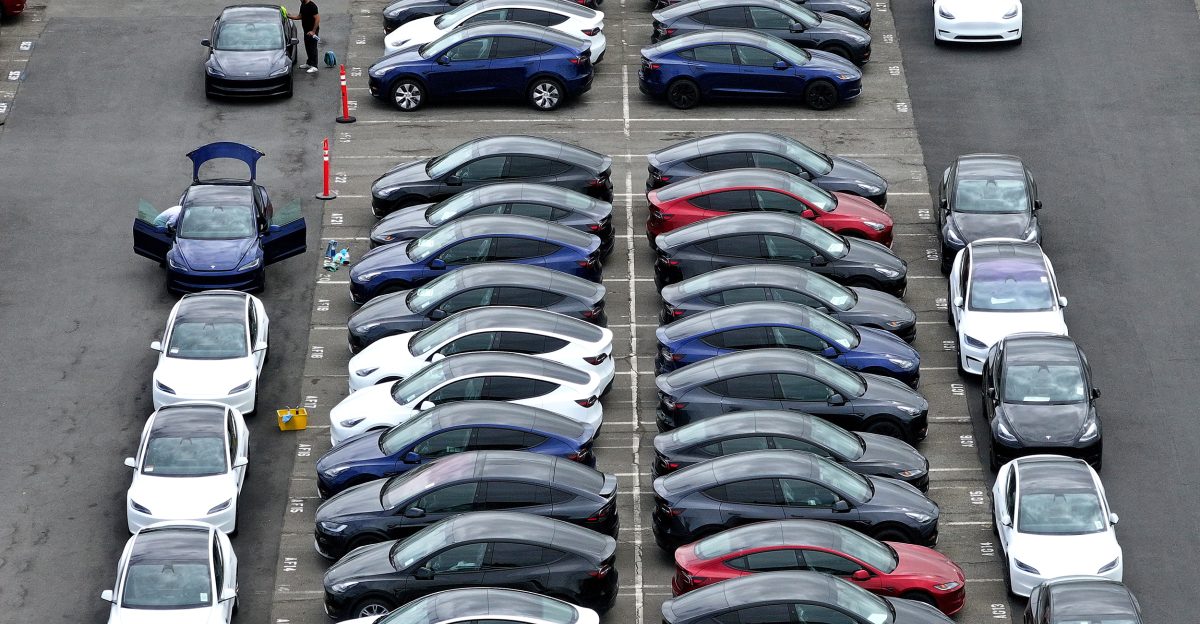 Buckle Up for a Weird Moment in the U S Electric Vehicle Market