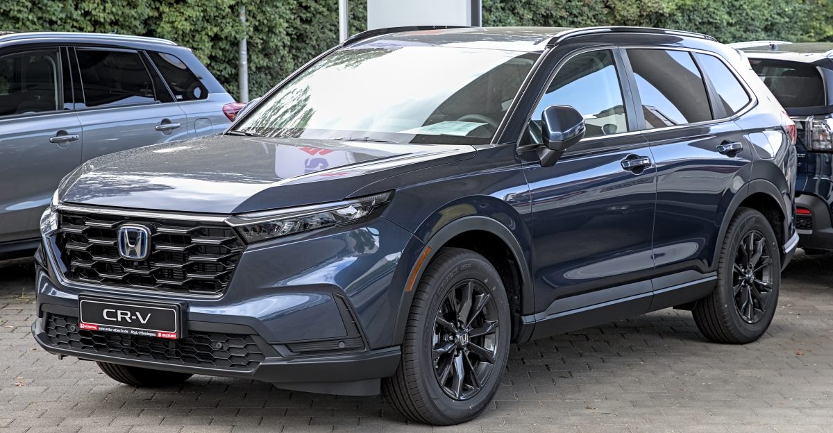 Honda CR-V 6th generation hybrid in Stuttgart