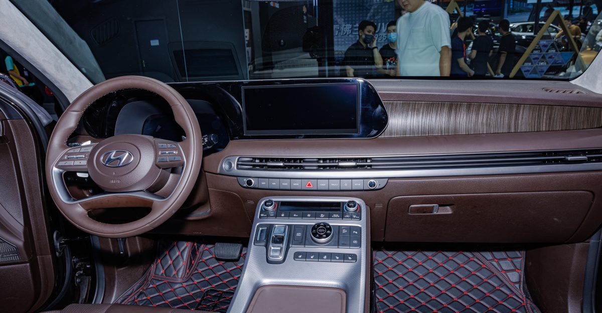 HYUNDAI PALISADE INTERIOR