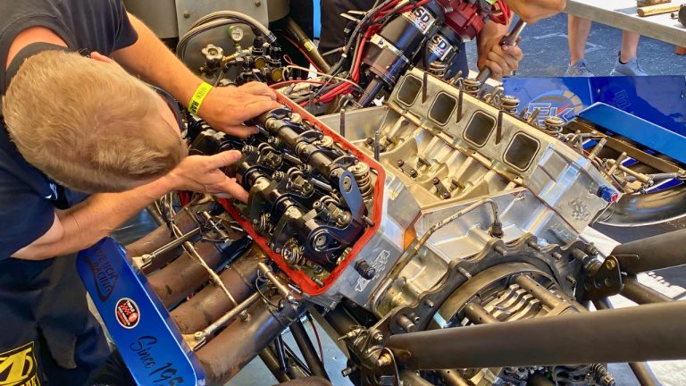 6 Iconic Cars Corporate Decisions Robbed Of Hemi Power