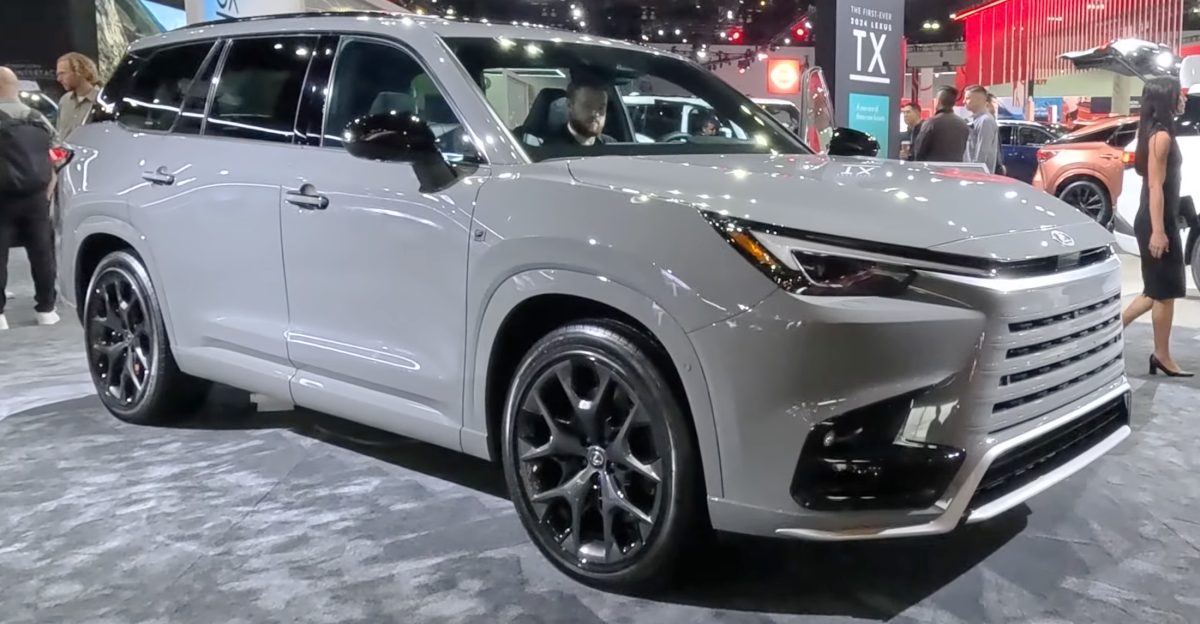 Lexus TX 500h F Sport United States front view