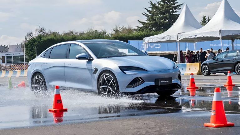 China’s BYD Cracks ‘Impossible’ EV Physics—644-Mile Range Plus 5-Minute Charge Buries Tesla