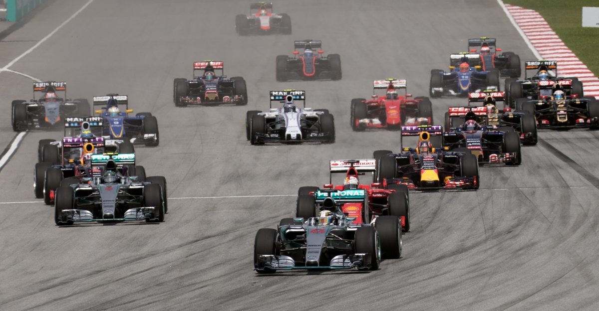 Formula One 2015 Rd 2 Malaysian GP opening lap