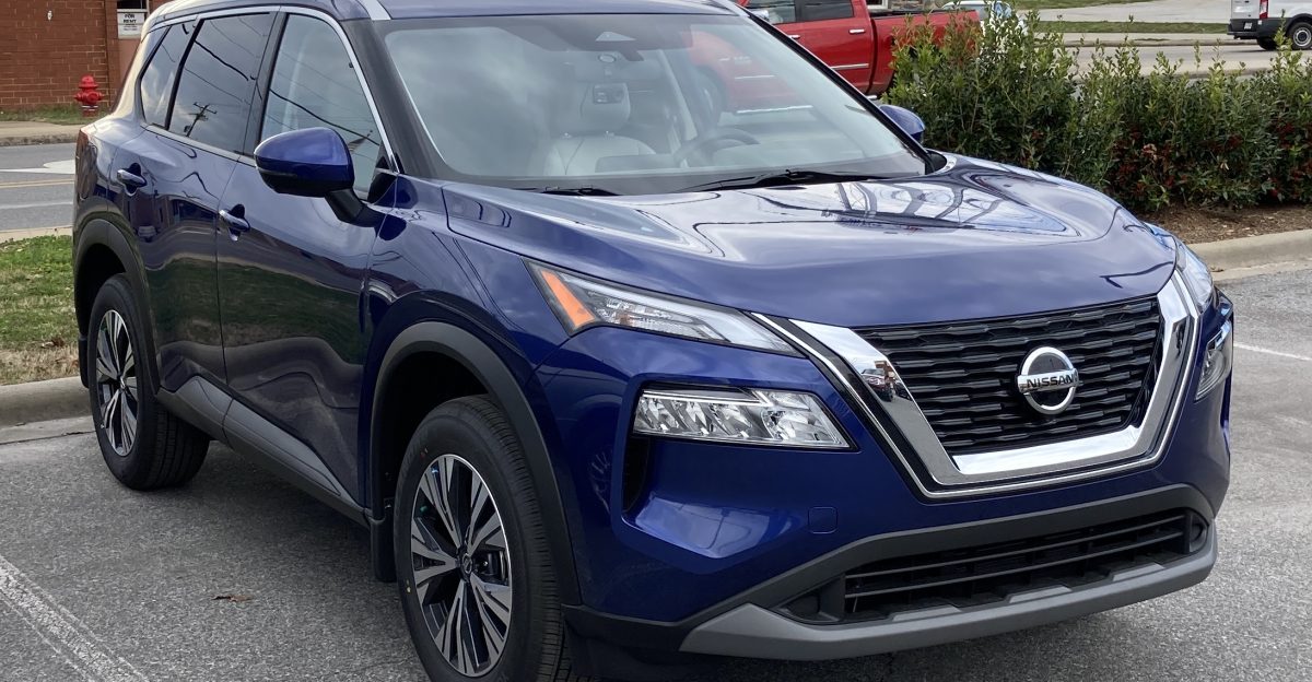 File 2021 Nissan Rogue jpg - Wikimedia Commons