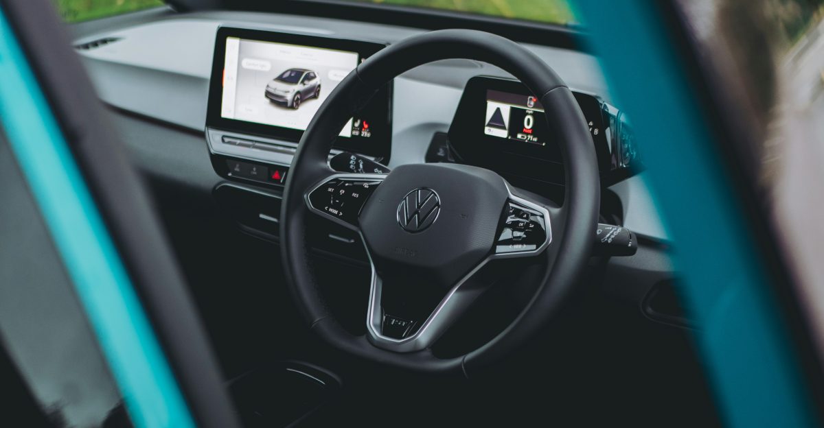 black honda car steering wheel