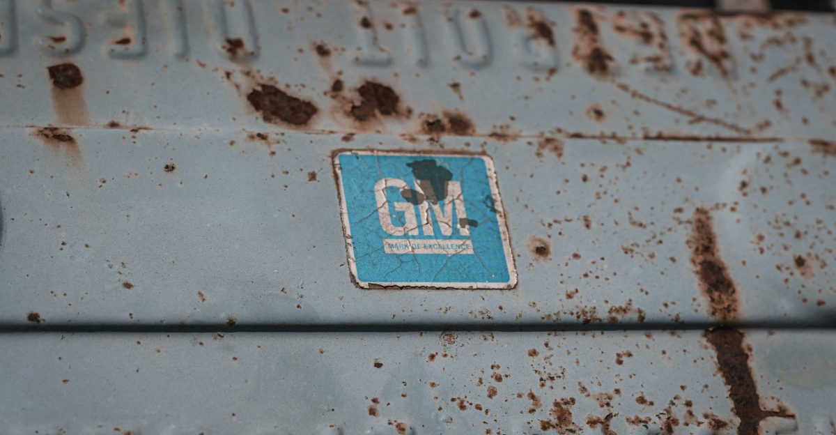 a close up of a rusted metal object