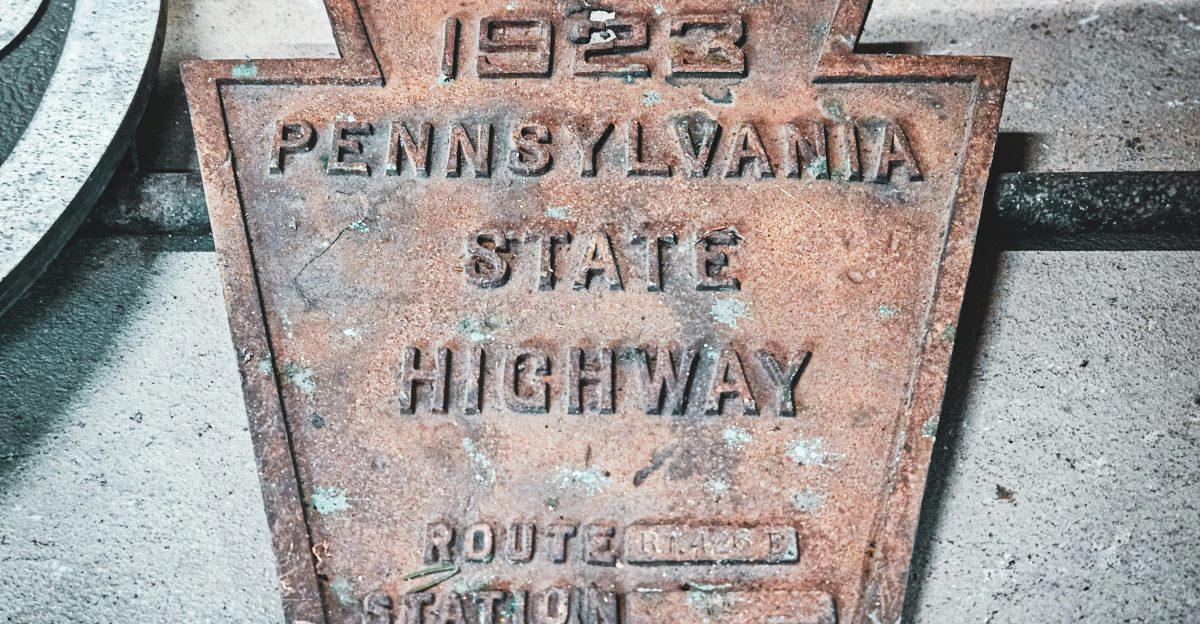 a sign that is on the side of a building