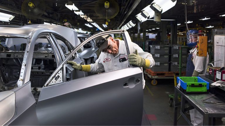 $1.3B EV Loss Highlights Why Major Automakers Retreat From EV Timelines Even as Sales Climb