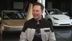 Tesla Ends FSD Transfers and One-Time Purchases — While Its Own Disclaimer Says the Feature ‘Does Not Make the Vehicle Autonomous’