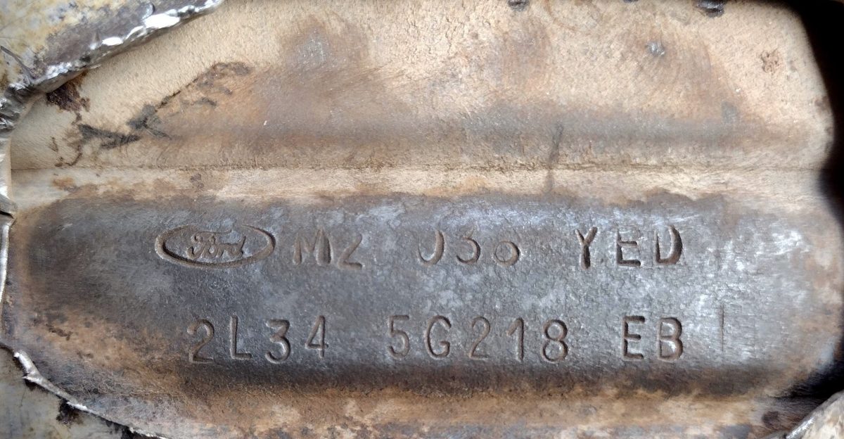 exhaust pollution removal by 3 way catalyst picture of catalytic converter code used to determine the cats value