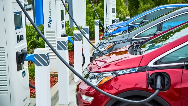 GM Patents Chain-Charging Tech as 47% of Americans Fear Running Out of Power