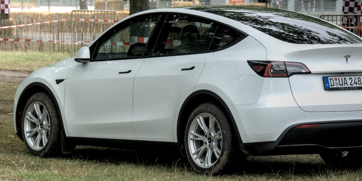 Tesla_Model_Y at Classic Days 2022