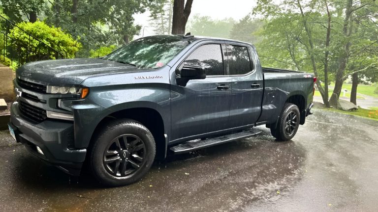 Chevy Sets EV Range World Record By Driving 20 MPH For A Week Straight