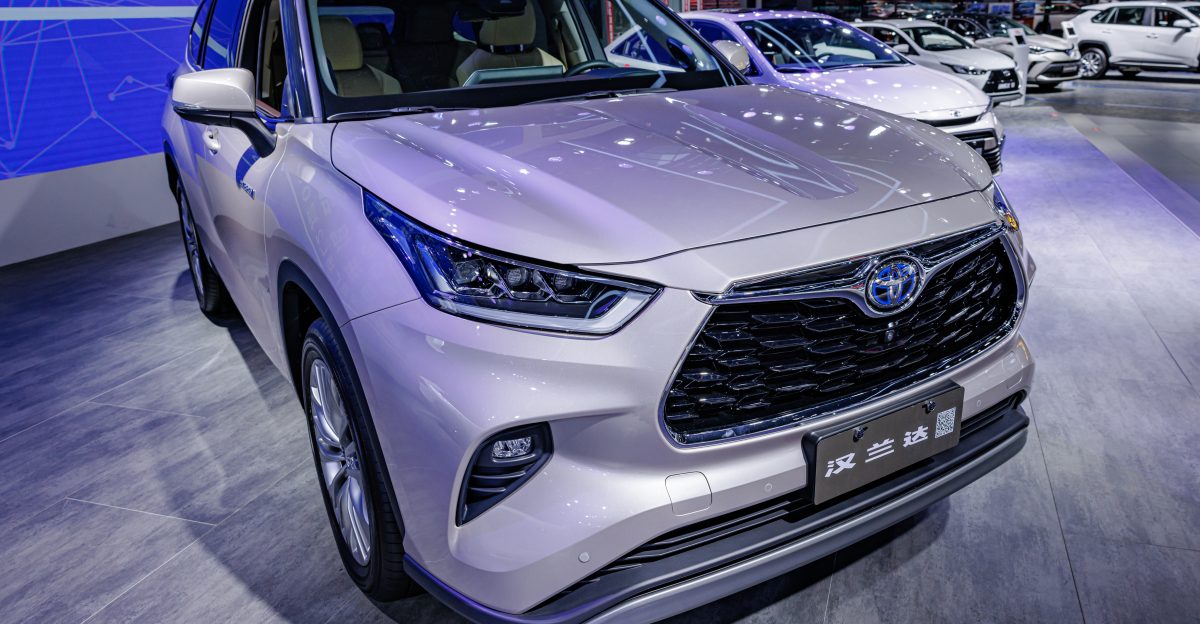 TOYOTA HIGHLANDER HYBRID XU70 China