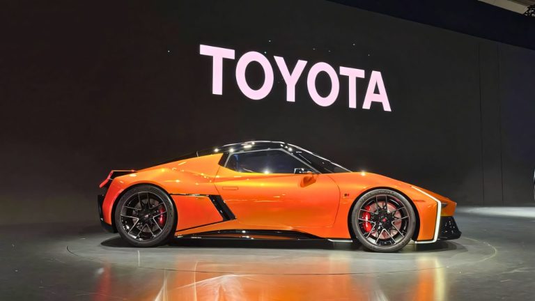 Toyota’s ~2.5M US Sales Smash Record—Tesla Global Sales Fall in 2025