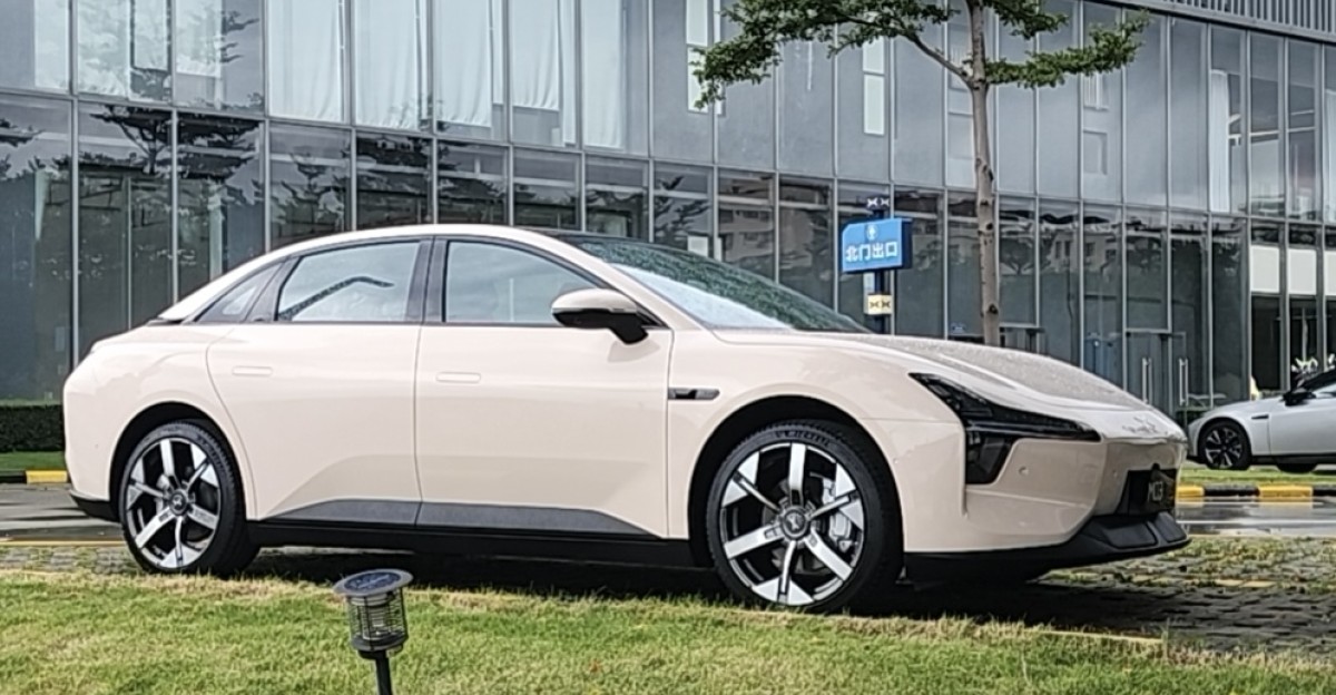 XPeng Mona M03 designed by DiDi s DaVinci car building team