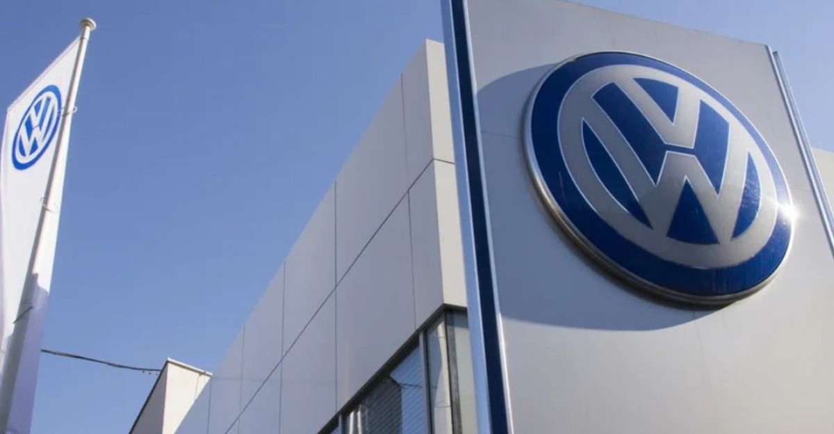 After 42 profit drop VW is now the World s most indebted company ev evnews electricvehicles by Mar a Fernanda