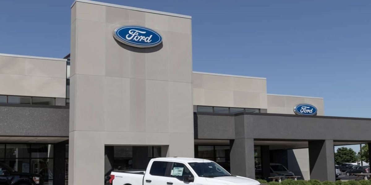 Will The Ford Lightning Have Self Driving? by Pinterest Preview vehq_com