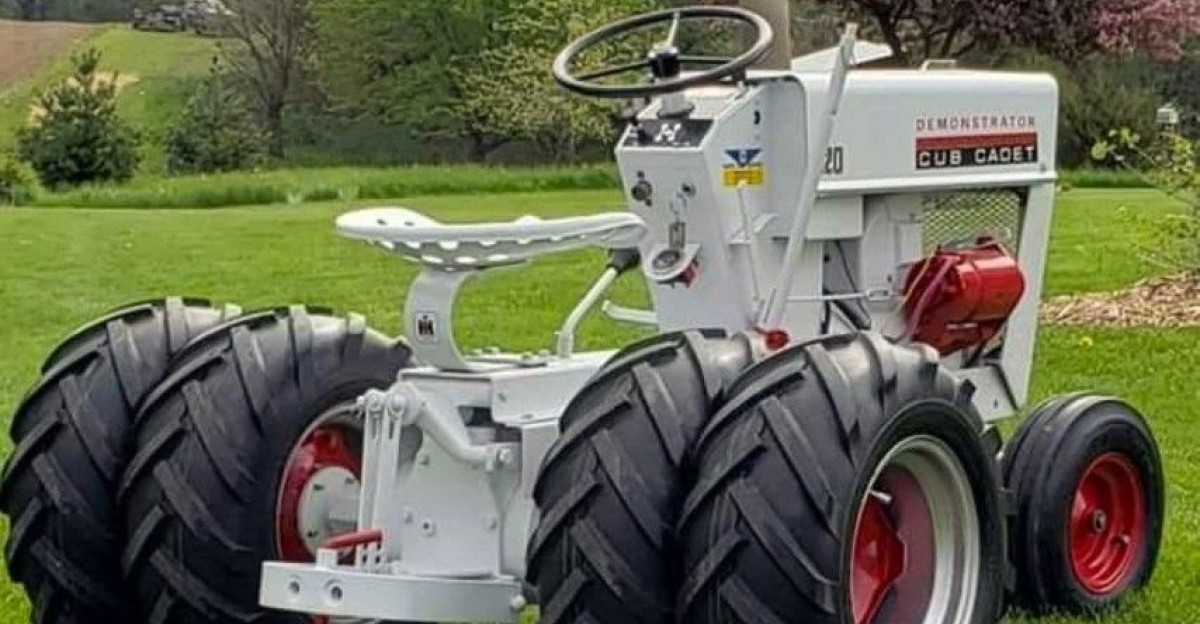 by MVNMotorsports Media